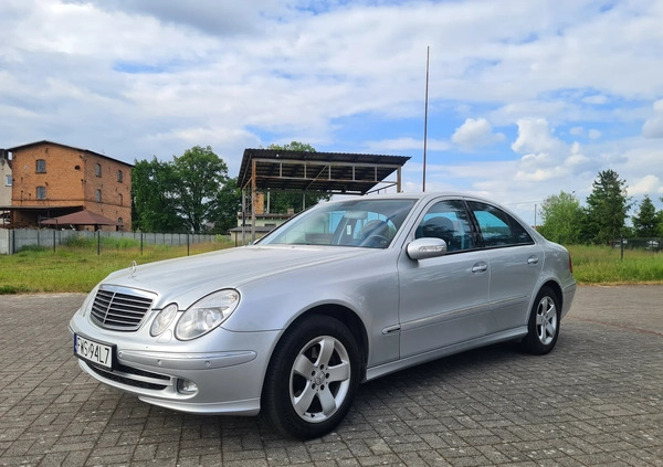 Mercedes-Benz Klasa E cena 31300 przebieg: 284000, rok produkcji 2006 z Świdnik małe 121